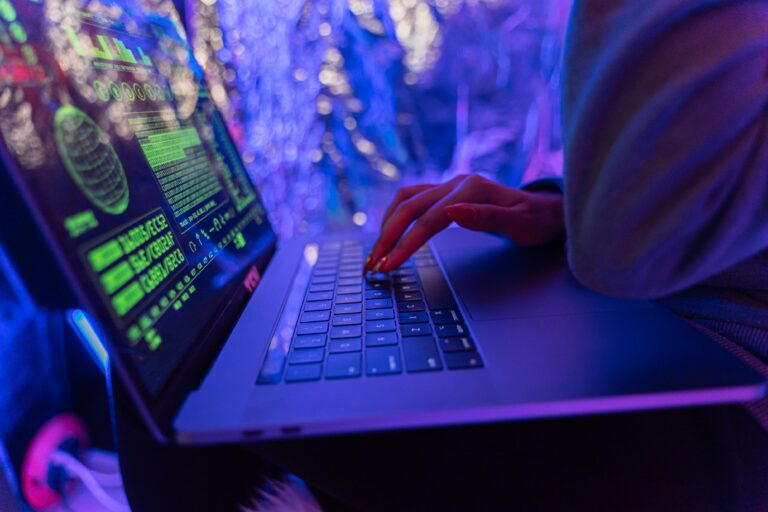 Protect Gmail and social media accounts from hackers by avoiding phishing scams